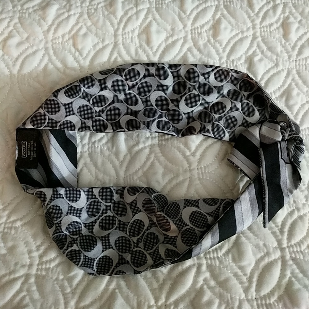 Silk Coach pony / purse scarf black, gray, white